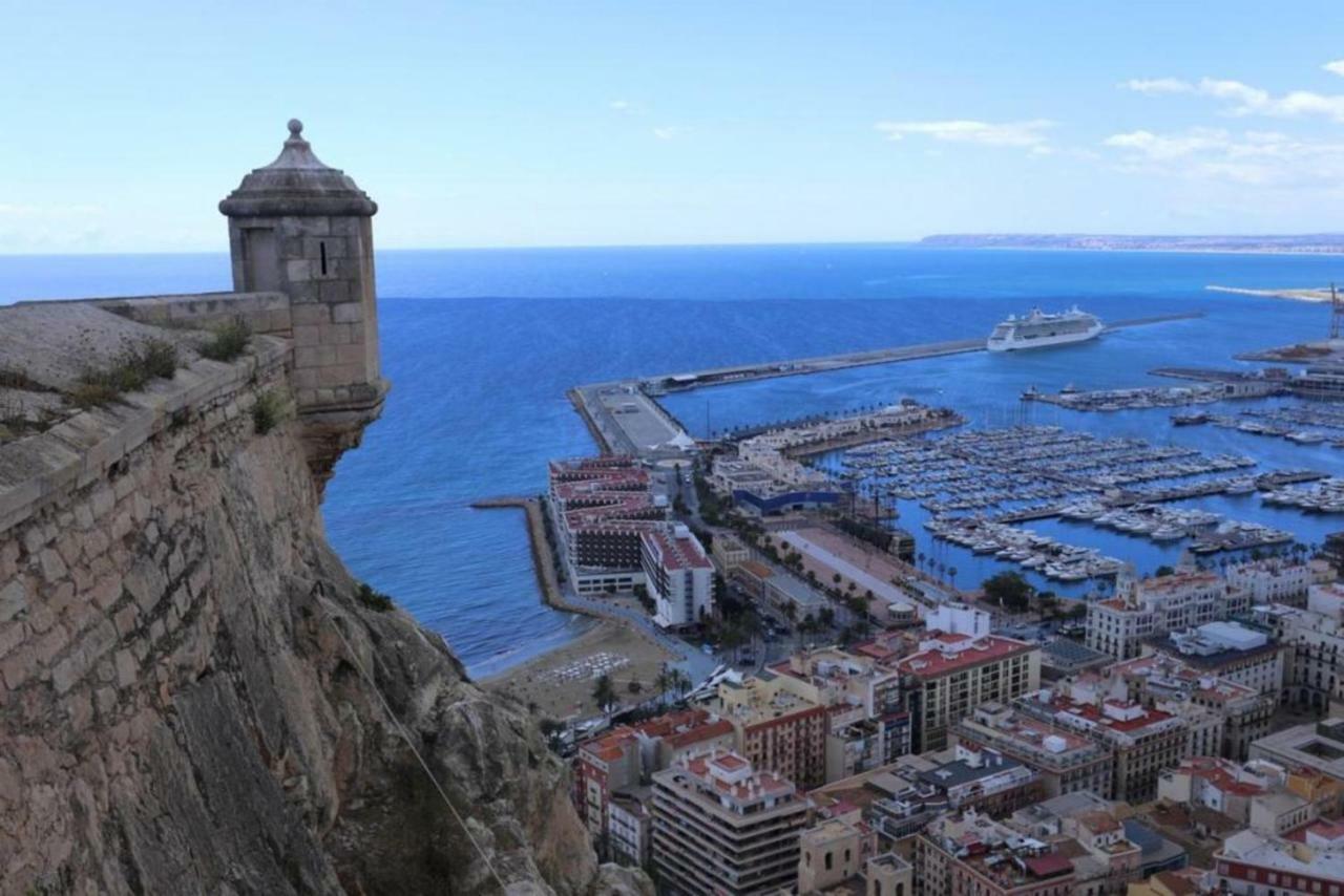 Alicante Center Apart Exterior photo